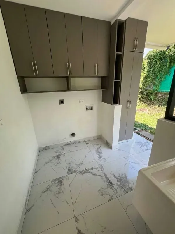 SE ALQUILA CASA EN CONDOMINIO EN SAN RAFAEL DE ALAJUELA POR LADO RUTA 27 / CON SEGURIDAD Y AMENIDADES, — photo 4