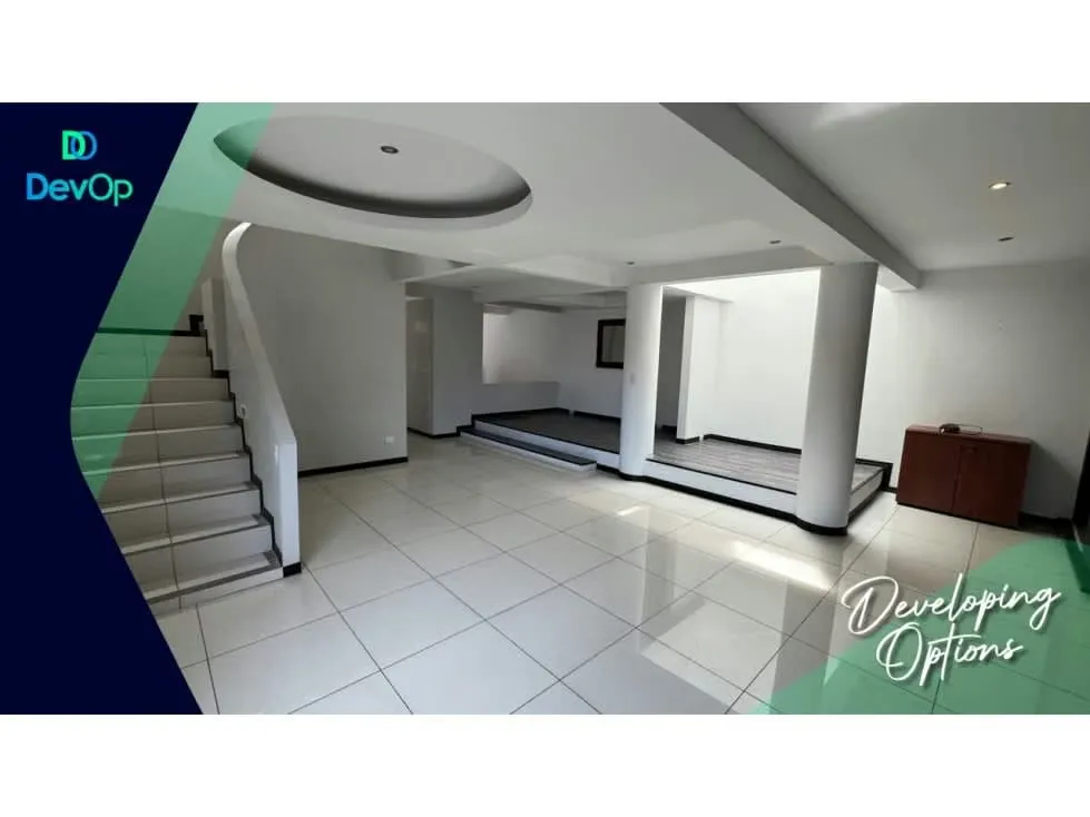 Venta de casa 4hab en Sabana Sur