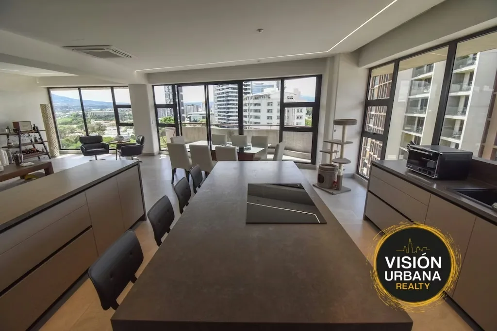 Located in one of the most exclusive areas of western San José, this spectacular single-level apartment on the 9th floor ... — photo 5