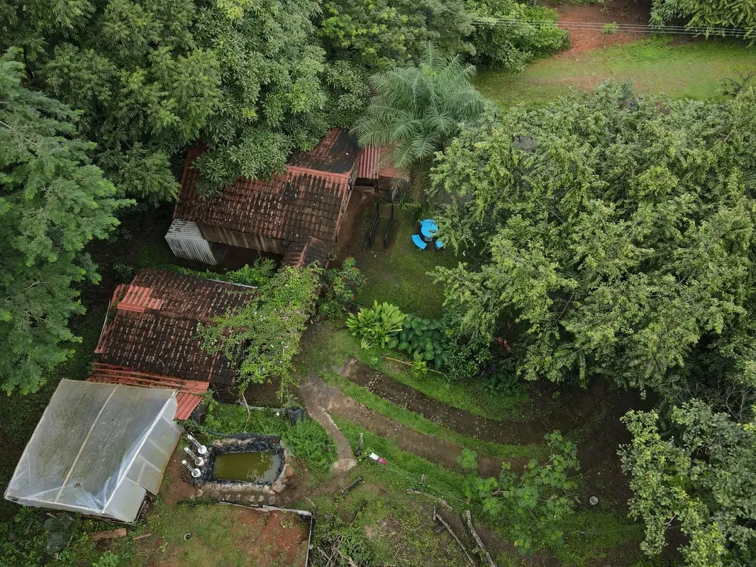 It is sold potential property of 5,018.39 m ² located in San Pedro de Turrubaras, within a private residential with electric gate. Ideal for those who ... — photo 5