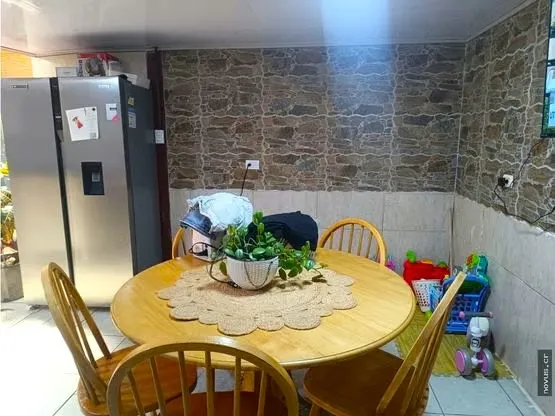 La casa esta ubicada en Urb El Roble en San Rafael de Montes de Oca. Residencial con control de acceso y aguja. — photo 5