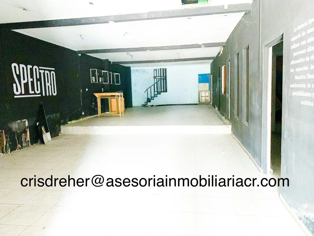 Se Vende Local Comercial con excelente ubicación en San José Centro, frente al Parque Los Mercaditos. A 100 metros de PLAZA VIQUEZ. — photo 3