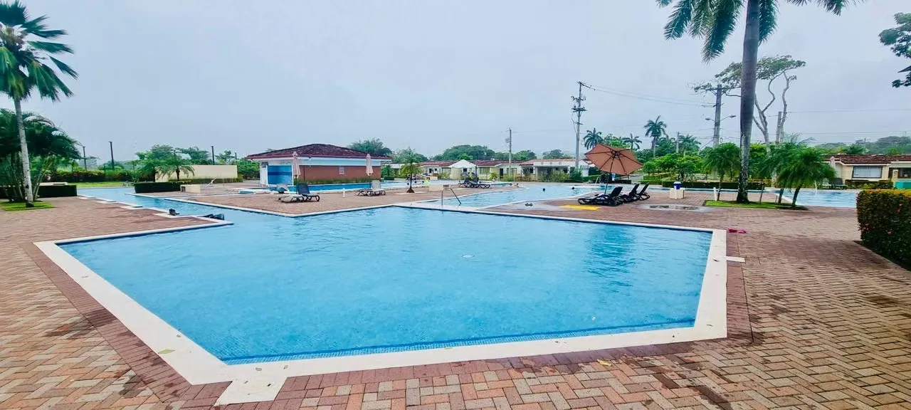 CASA AMUEBLADA EN ALQUILER - PARRITA, PLAYA  BEJUCO, PUNTARENAS