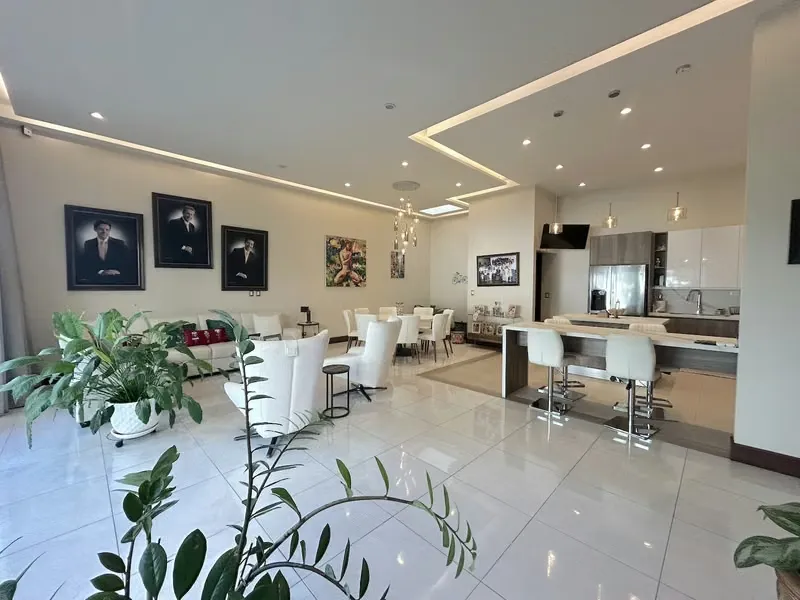Modern Furnished House for Rent in Rohrmoser