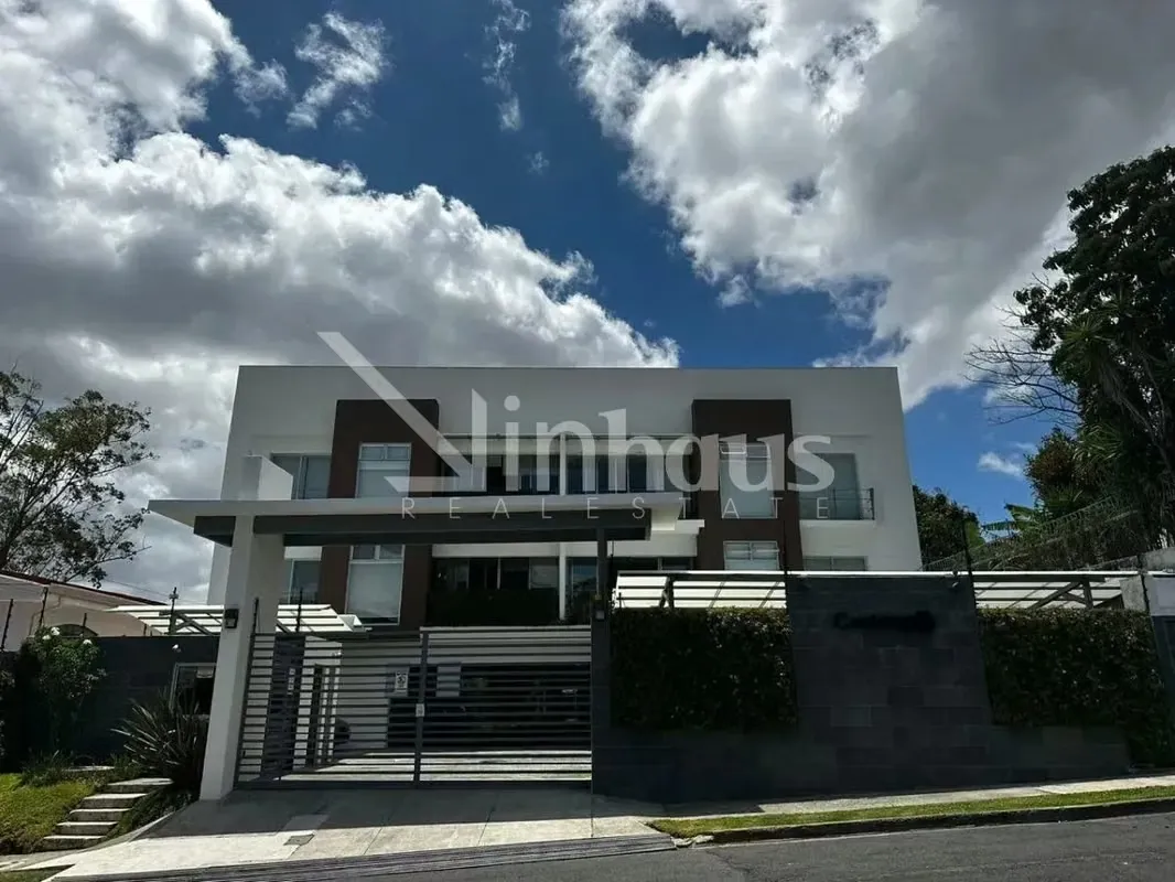 Se alquila apartamento en Pinares Curridabat P.P