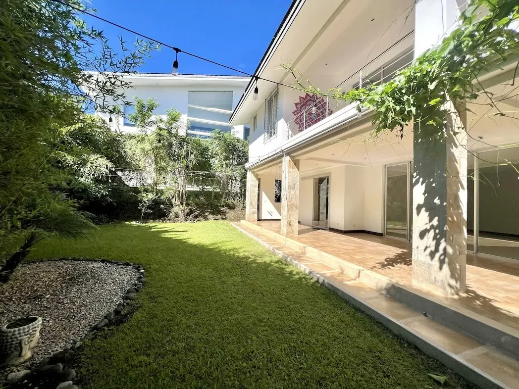 4 BDR Home + Maid's Room, Precious Views, Terrace w/ BBQ, Garden, Casa Club Jaboncillos