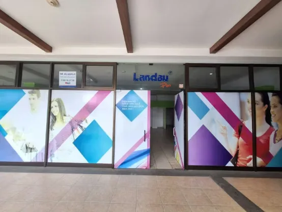 Office/Commercial Space for Rent 115 m², Shopping Centre - Rohrmoser, Pavas