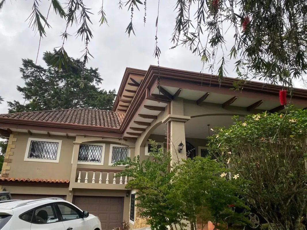 OPORTUNIDAD VENTA $595,000 COND. LAKOTA-LA UNIÓN-SAN RAMÓN VHP-CV290