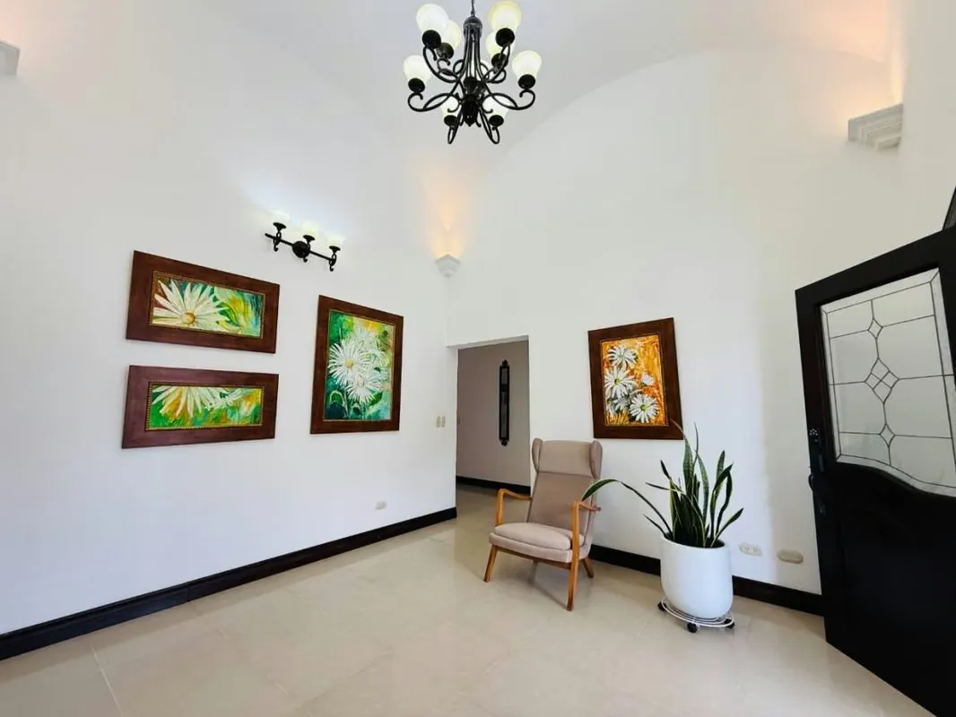 Family Estate for Sale in Santo Domingo, Heredia — photo 5