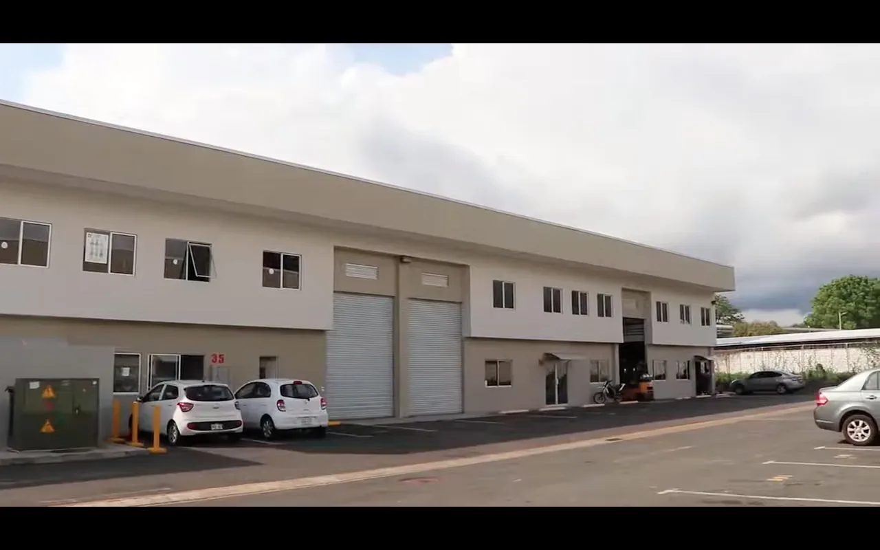 Office/Warehouse for Rent 480 m² - Santo Domingo de Heredia — photo 3