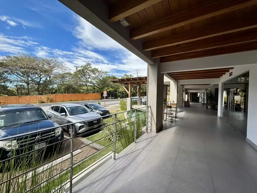 Unique opportunity to establish your brand in a new and 100% occupied commercial square, located on the main street in ...