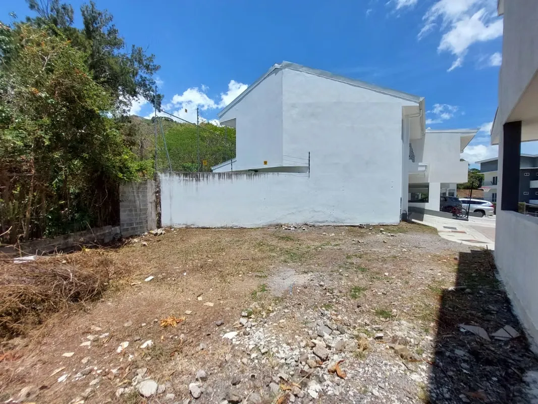 – All construction permits ready, you can build with the developer and with the company that the client likes.