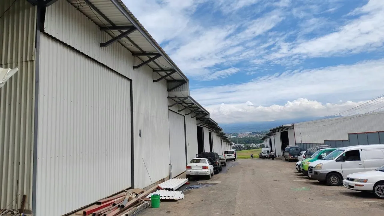 Warehouse for Sale in San José, Pavas - 200 sq m