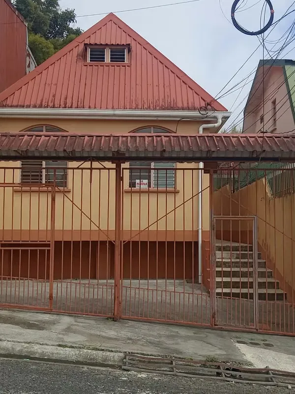 Apartamento con acabados finos