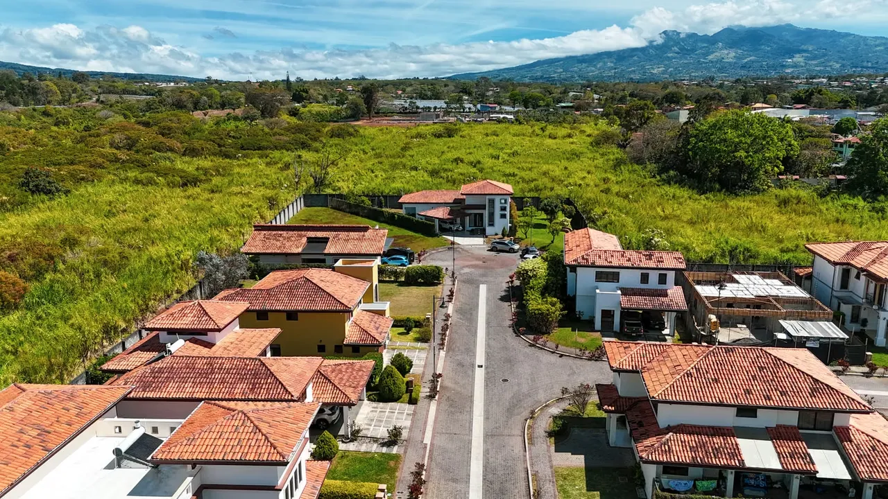 House for sale in Heredia. Santo Domingo de Heredia