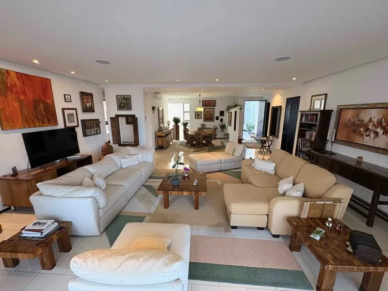 For Sale, 3BR Apartment with Terrace in Boutique Building, Santa Ana