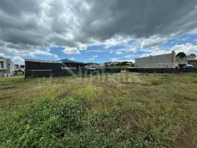 id 40877 Lote en Condominio Exclusivo en la zona de Ayarco,