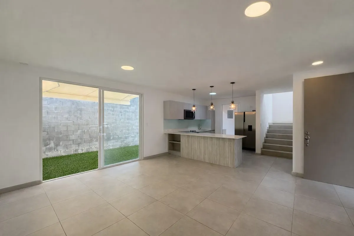 HOUSE FOR RENT IN RÍO ORO, SANTA ANA