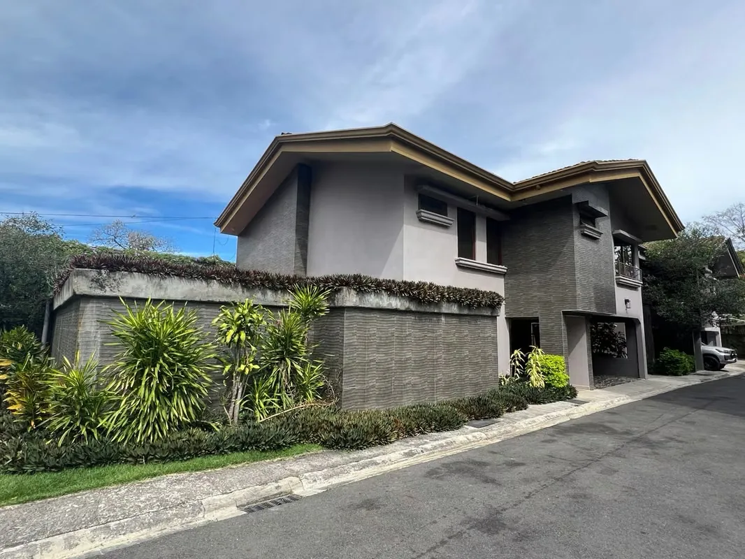 Remodeled Home with Private Pool in Santa Ana | For Rent – $3,500 Furnished or Unfurnished