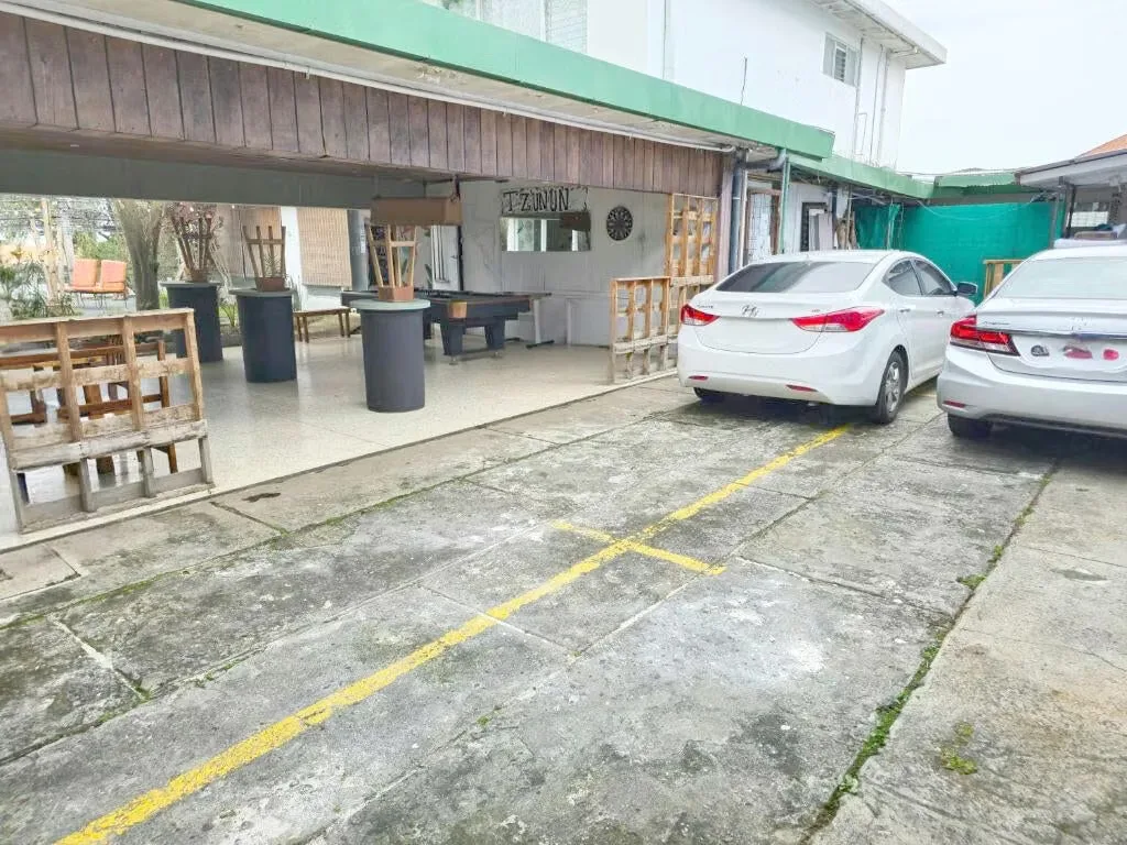 Investment Opportunity: Mixed-Use Property for Sale in Los Yoses — photo 5