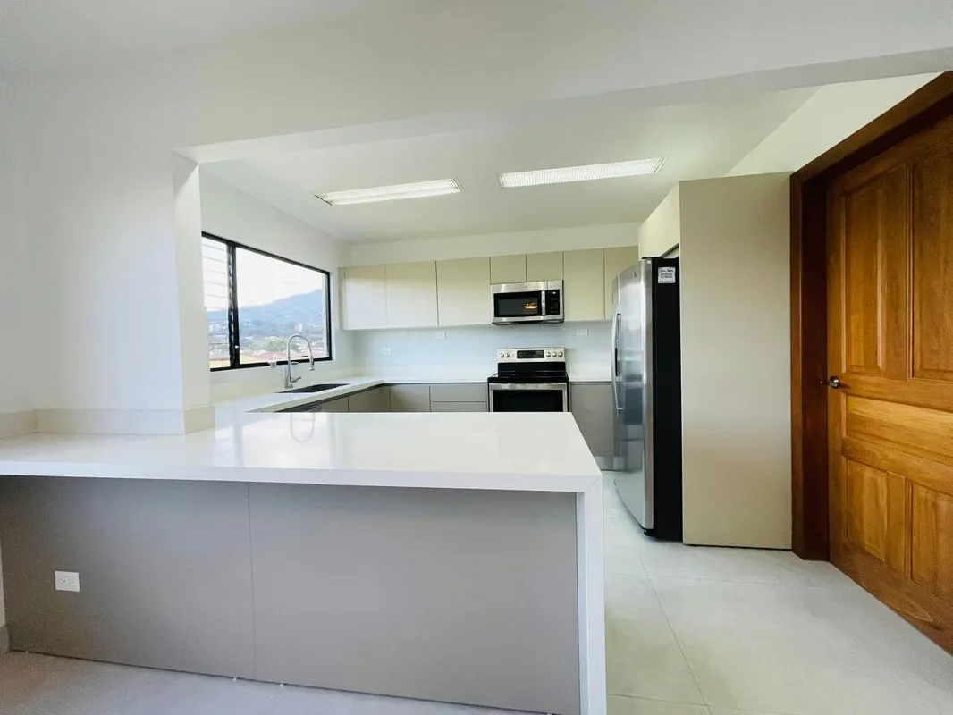 Apartment for Sale in Trejos Montealegre, Escazú