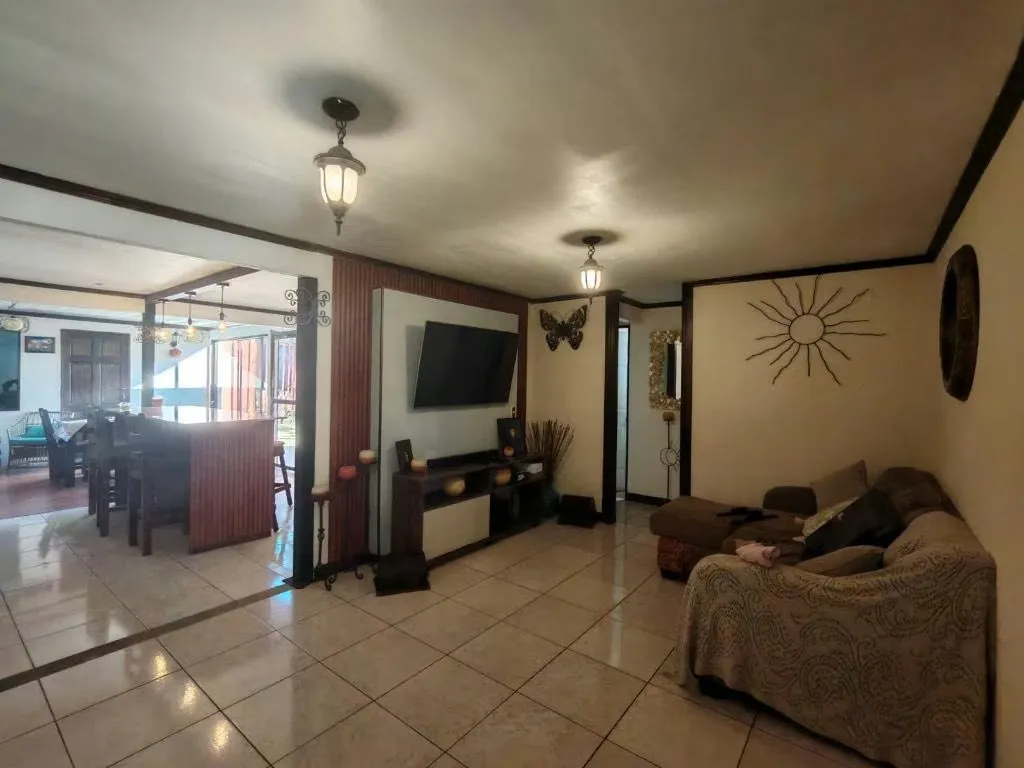 VENTA DE CASA RECIÉN REMODELADA EN DESAMPARADOS, ALAJUELA — photo 4