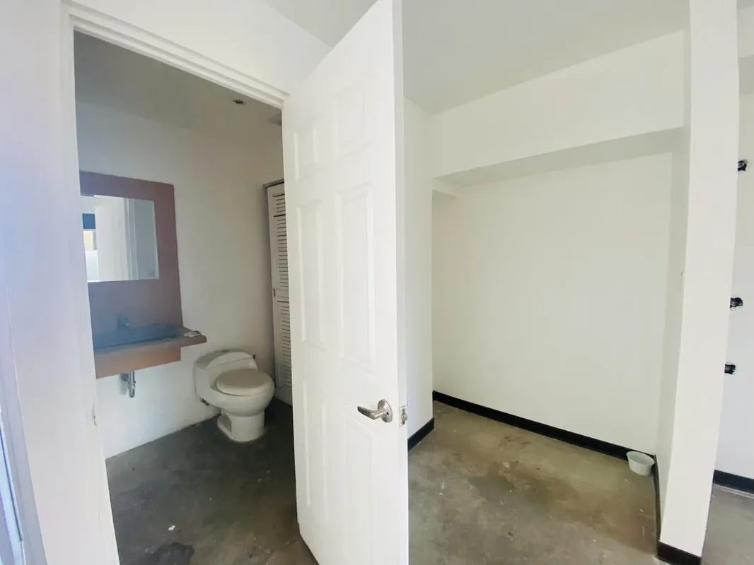 Office for Rent, 86 m² in Shopping Center - Lindora, Santa Ana — photo 3