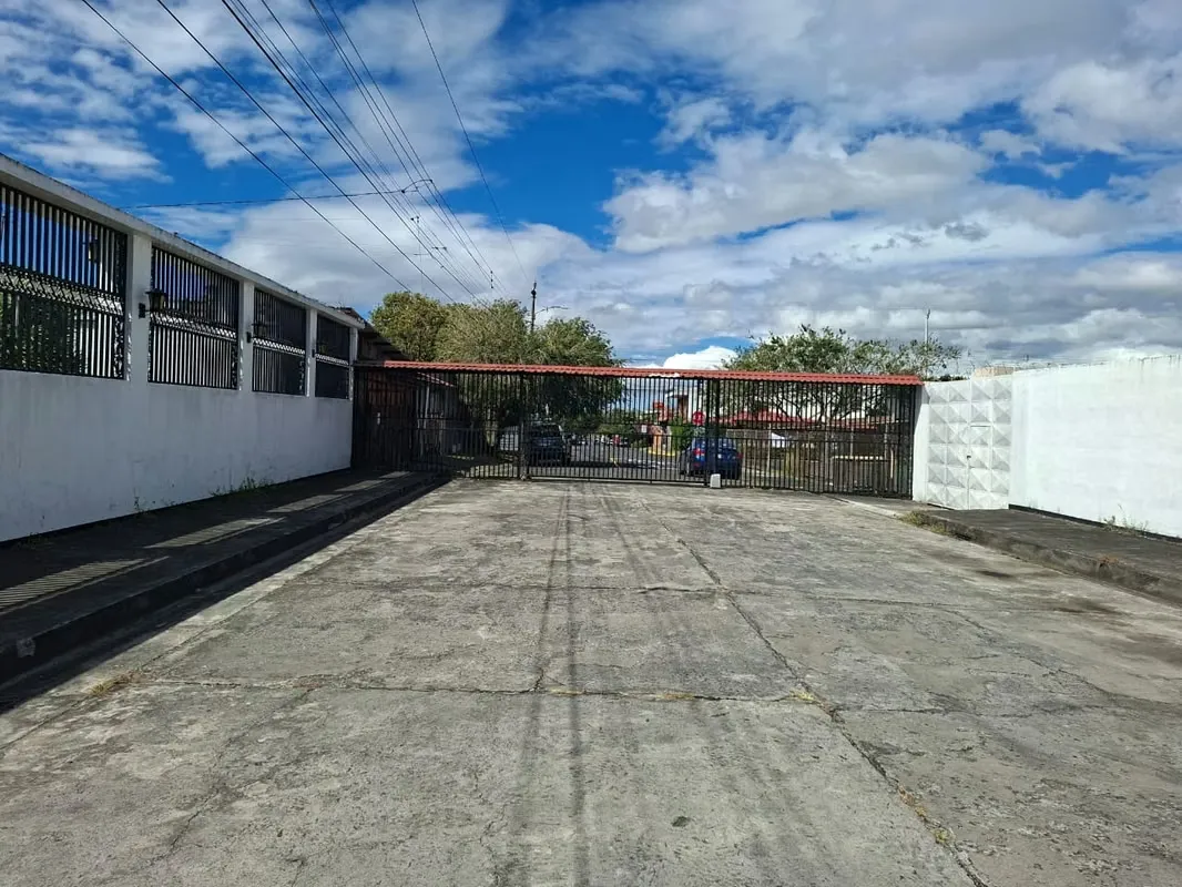 Propiedad 1.820 m² en La Rivera de Belén