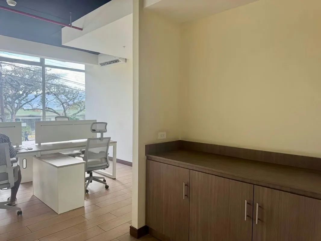 Comfortable apartment for sale in the heart of San Pedro. — photo 2