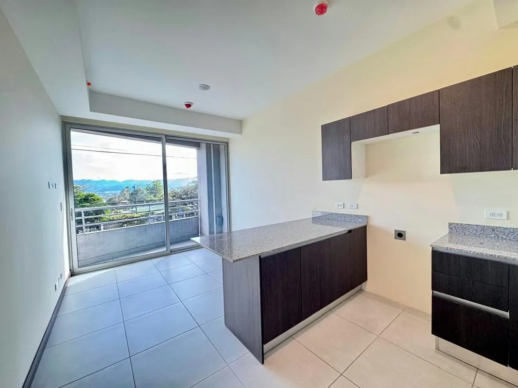 Comfortable apartment for sale in the heart of San Pedro. — photo 4