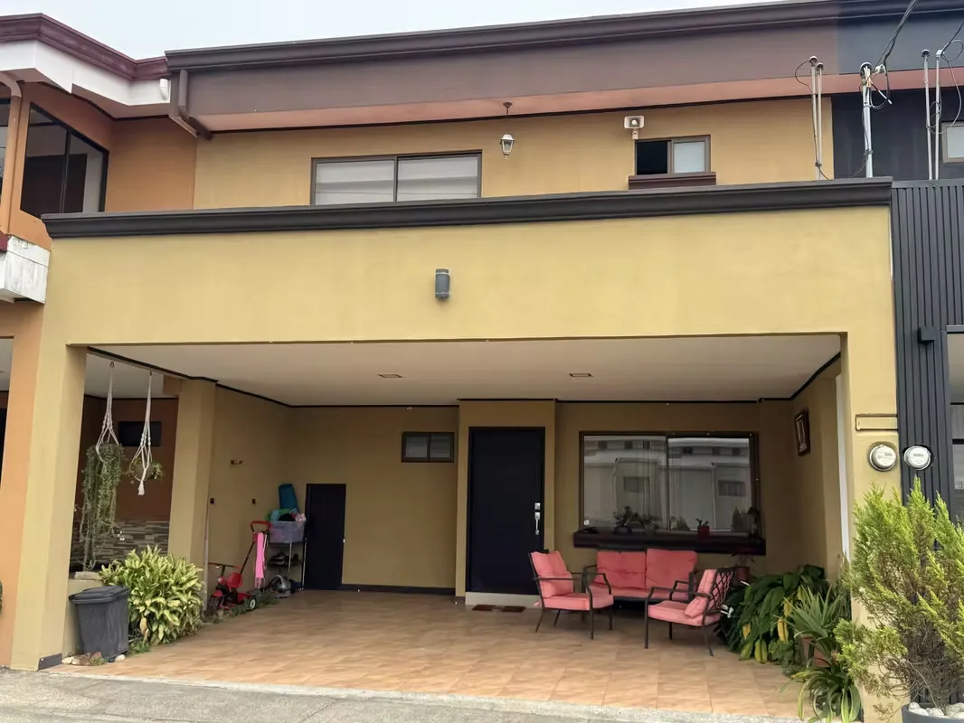 SE VENDE CASA VISTAS DE MONSERRAT CONCEPCION DE TRES RIOS