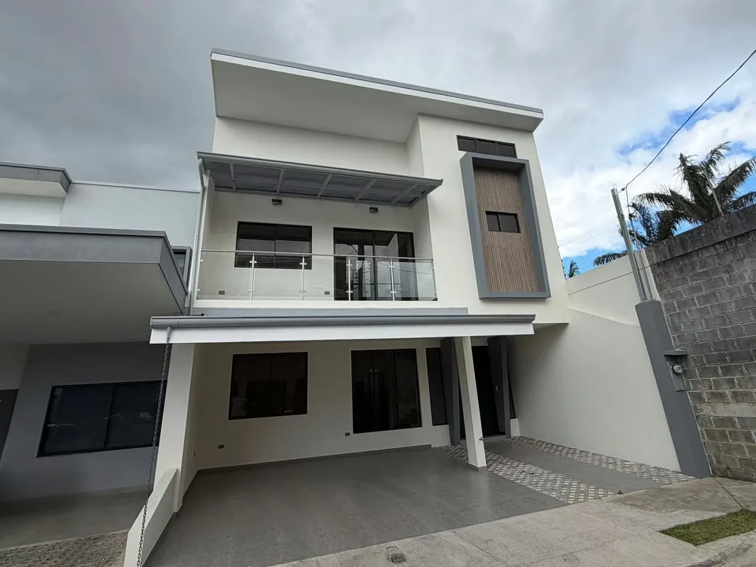 Casa Nueva en Venta en Condominio en San Juan de Tres Ríos