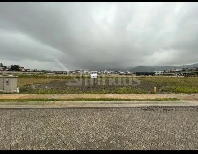 id 40923 Lote en Condominio Nuevo, Lomas de Ayarco, Curridabat