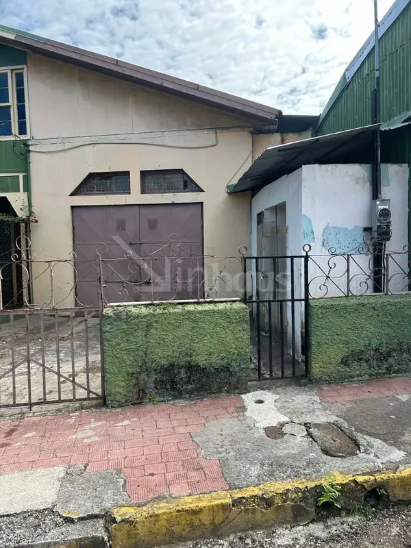 Venta de lote ubicado en Barrio México de 380 m2. El uso de suelo indica que se encuentra en ZR2 (Zona Residencial 2) que permite ciertas actvidades comerciales, tales como: tienda de ... — photo 5