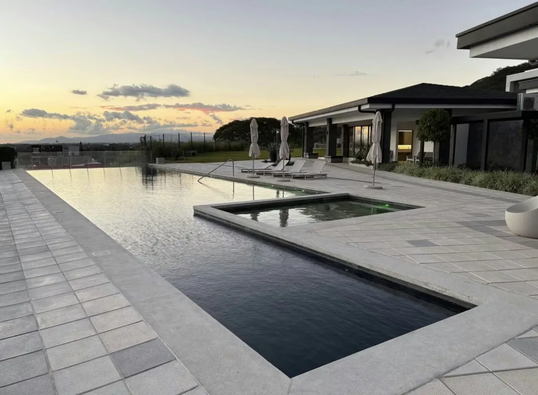 Vista Real is one of the most established and exclusive residential condominiums in western San José, strategically located in Santa Ana, across from the Santa Ana Country Club, with ...