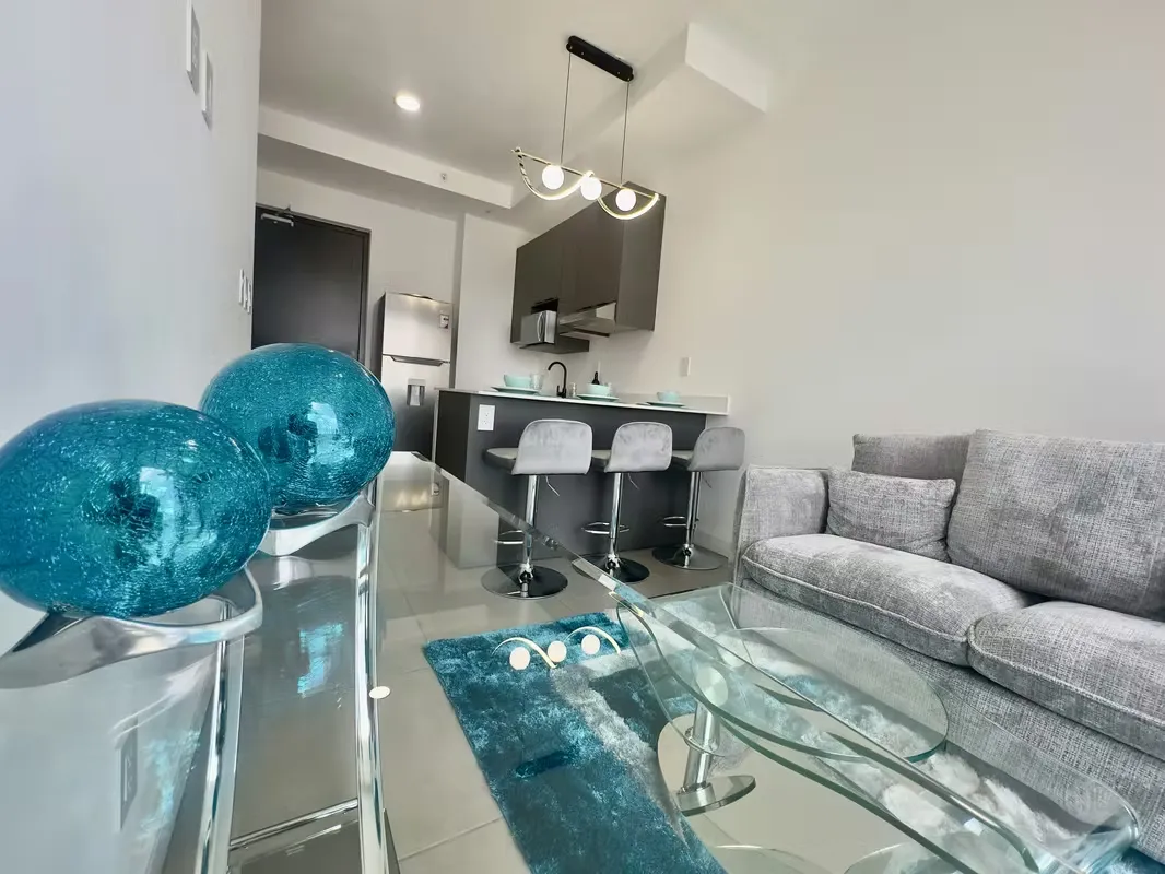 • This condominium has a privileged location in the heart of Barrio Escalante.