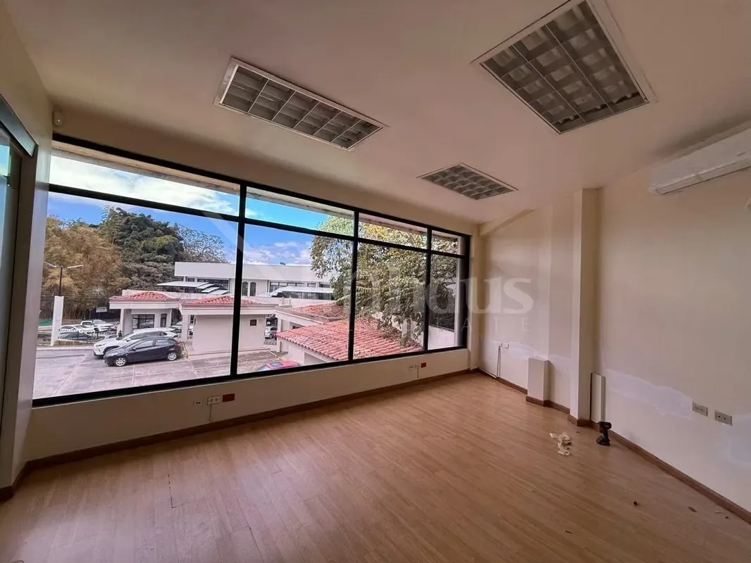 Commercial space for rent in San Rafael de Escazu. ID 41865