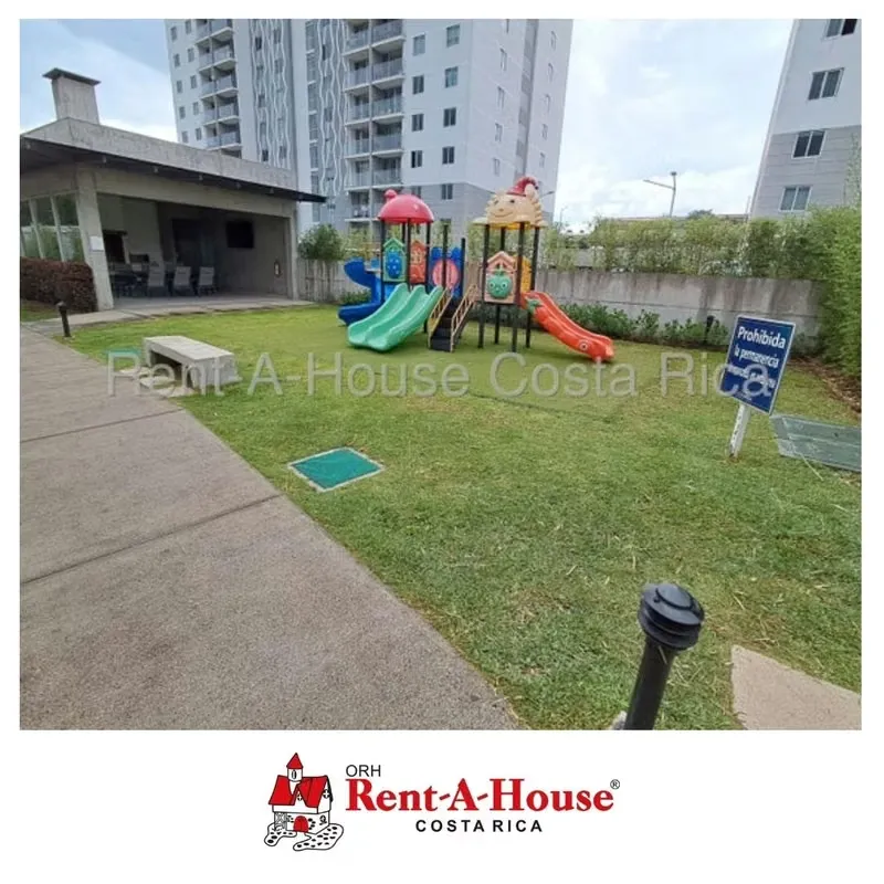 Apartamento en Alquiler en Condominio Altamira – Heredia | Vista a las Montañas y Amenidades Premium — photo 2