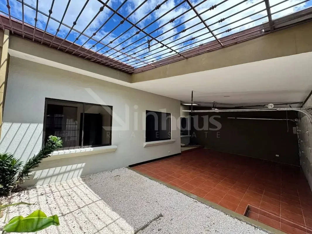 id 41877-Hermosa casa de una planta - Renovada