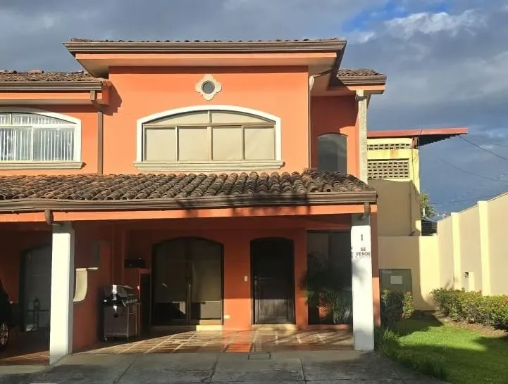 Casa Lindora Boulevard del Sol Venta/Alquiler