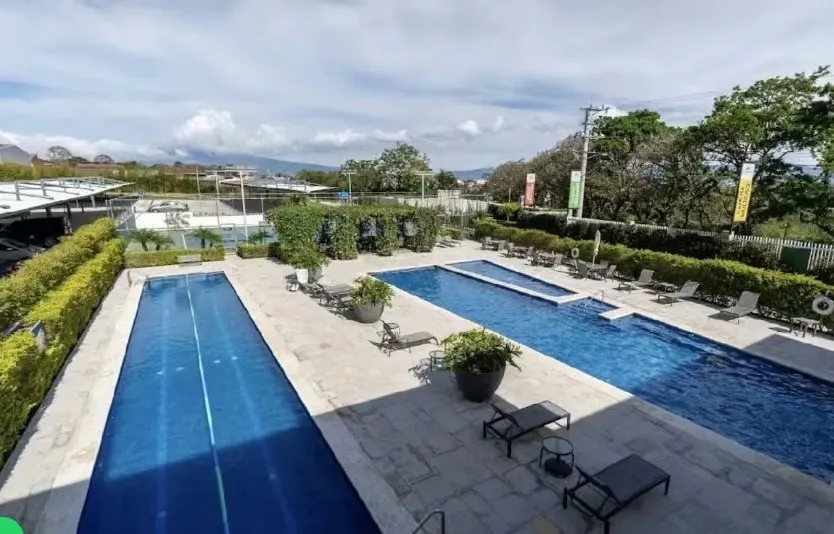 Se alquila apartamento nuevo para estrenar en Condominio Altamira, San Pablo de Heredia, uno de los residenciales ...
