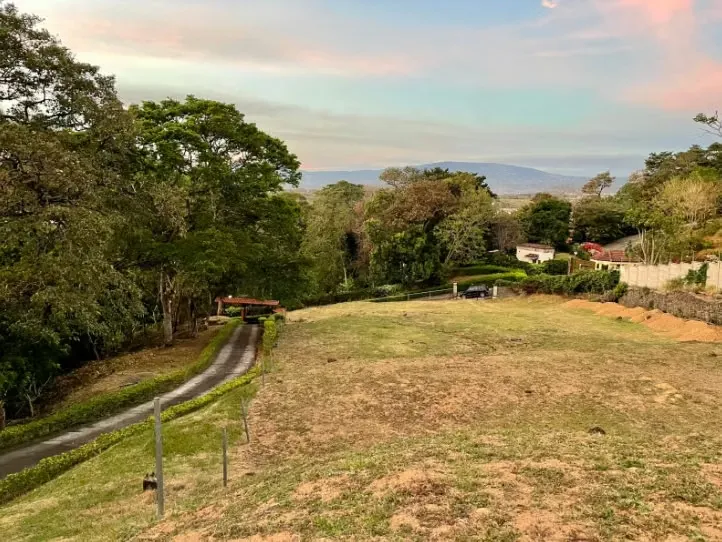 Lote en Venta en Brasil de Mora, San José 3.000 m² en Zona Residencial Exclusiva