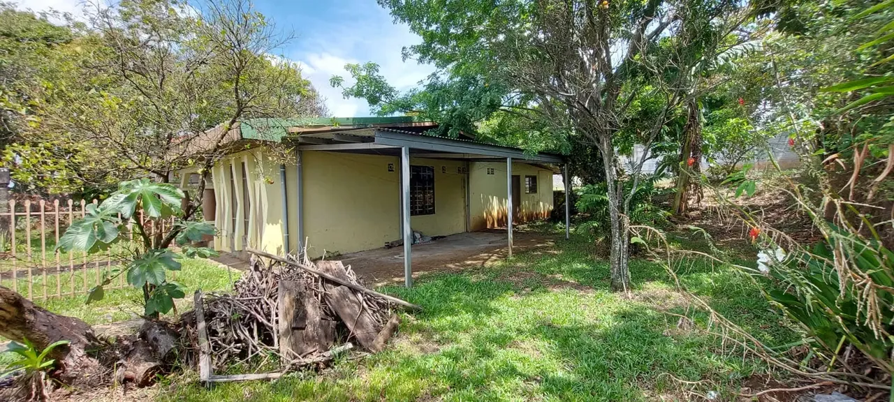 Location: Desamparados, Alajuela – main road frontage