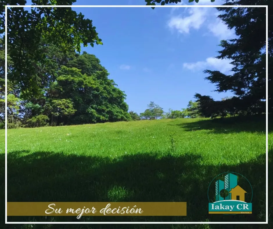 VENTA AMPLIO TERRENO VISTA AL VALLE SAN ISIDRO