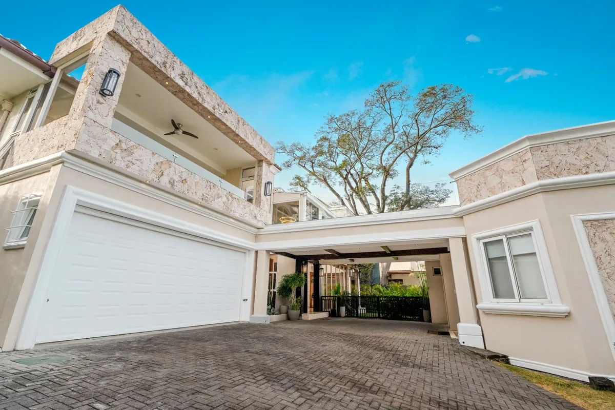 Luxury Home for Sale in Cerro Alto Condominium, Escazú, San José — photo 3