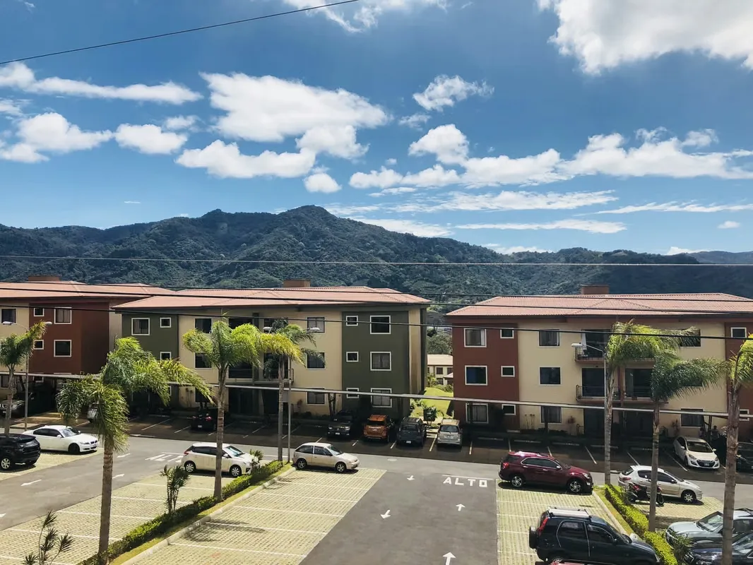 SE VENDE HERMOSO APARTAMENTO CONDOMINIO TORRES DEL SOL