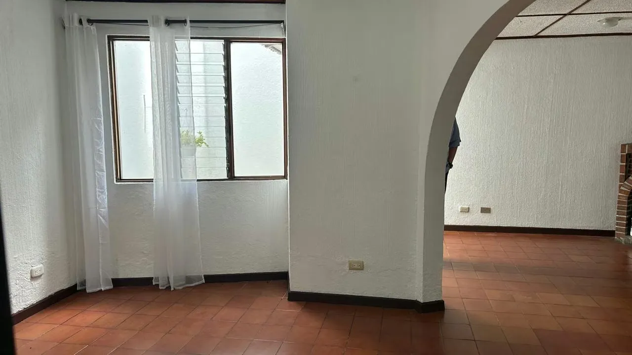 For sale un apartment in Uruca, San Jose, cerca de Hotel Best Western — photo 2