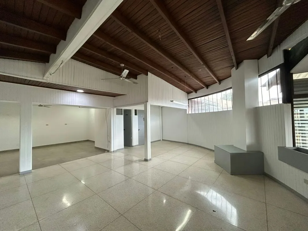 Commercial space for rent with parking in San Pedro. ID 41931 — photo 4