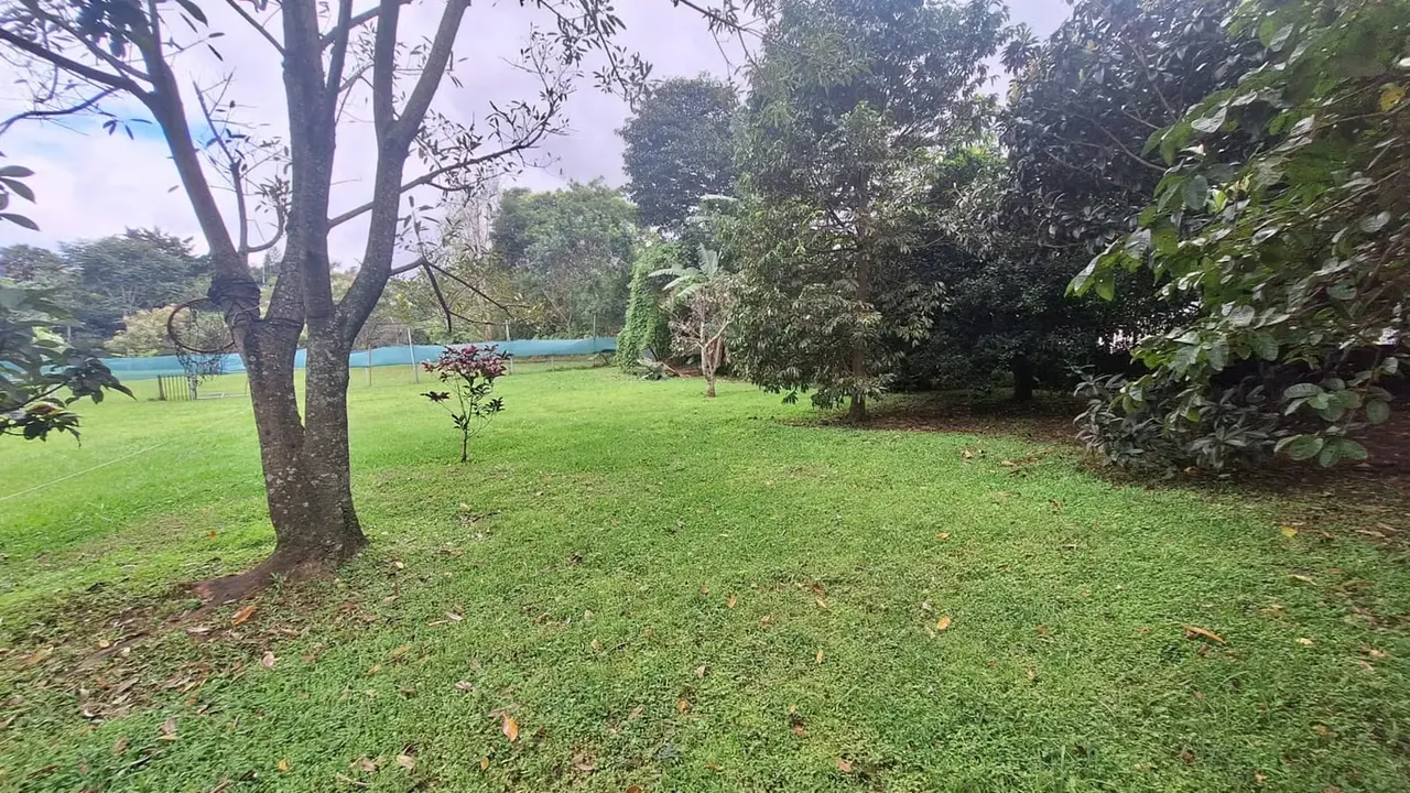 Descubra la oportunidad de construir la casa de sus sueños en un entorno natural y exclusivo. Este terreno de 548 m² se encuentra en ...