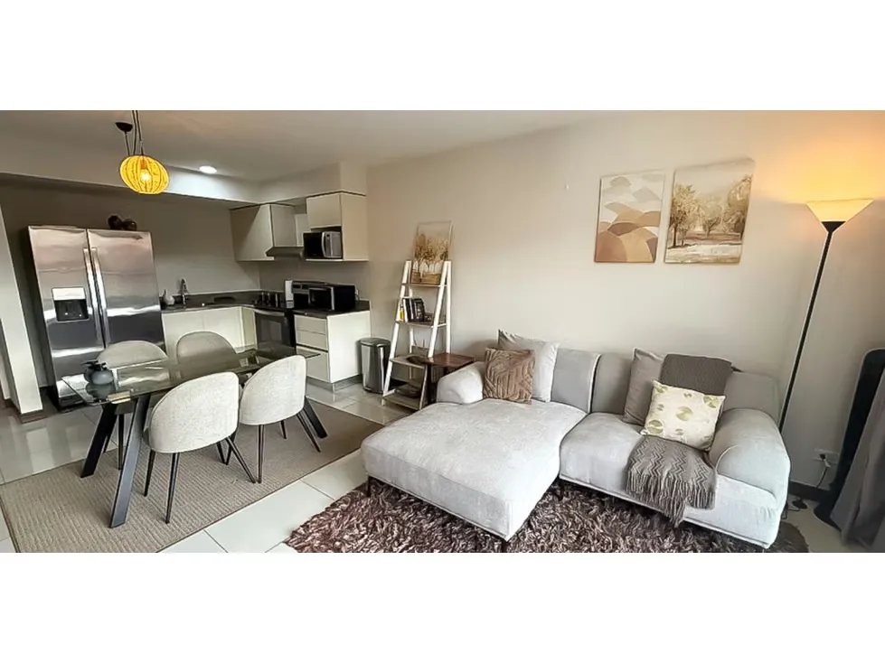 En venta moderno apartamento ubicado en el sexto piso de Condominio Azenza, en La Uruca, una zona de alta conveniencia y conectividad. Este espacio es ideal para quienes desean vivir ... — photo 4
